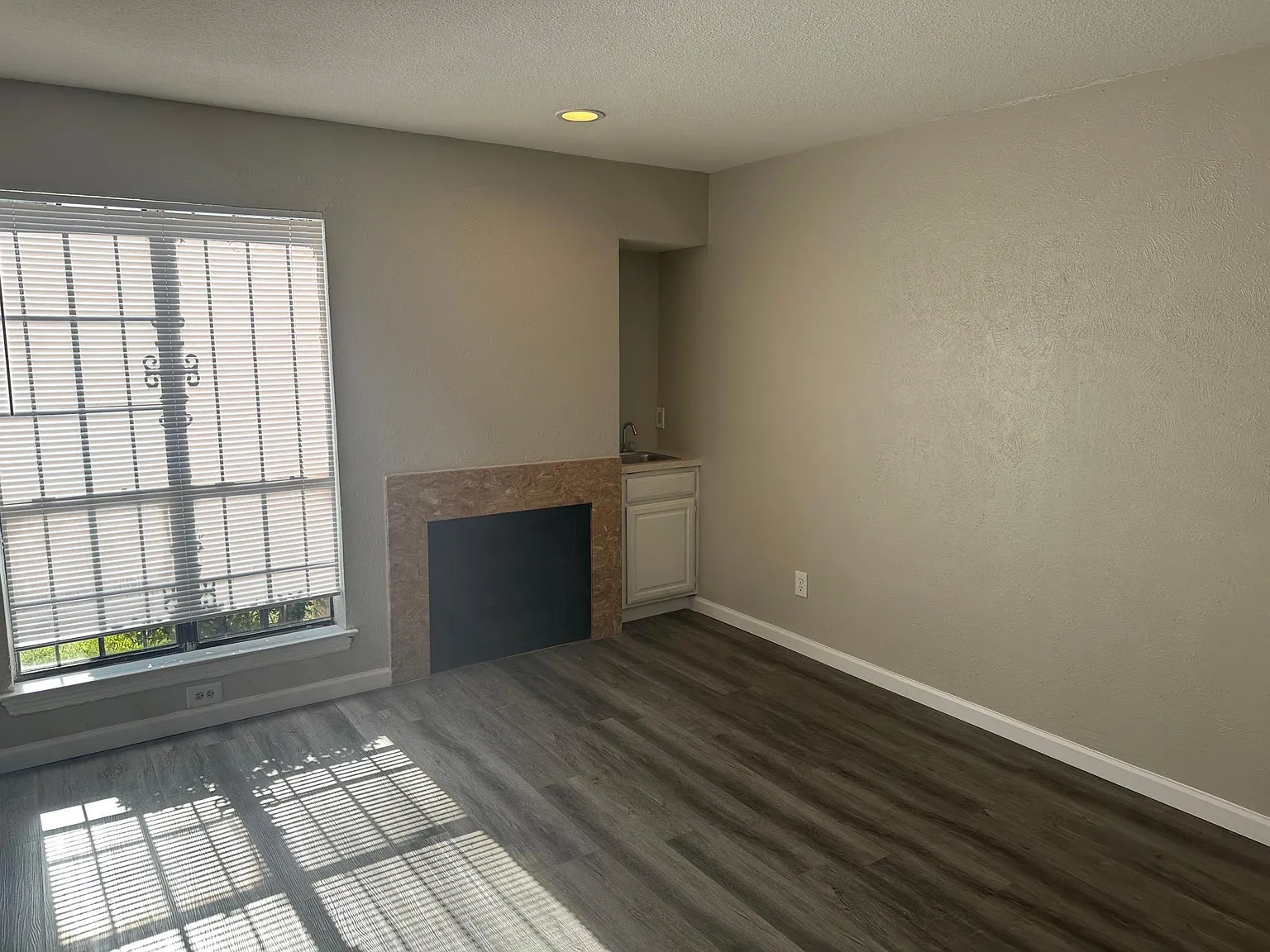 8001 Rothington Rd — Photo 4