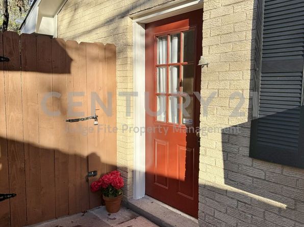 210 University Ave #B