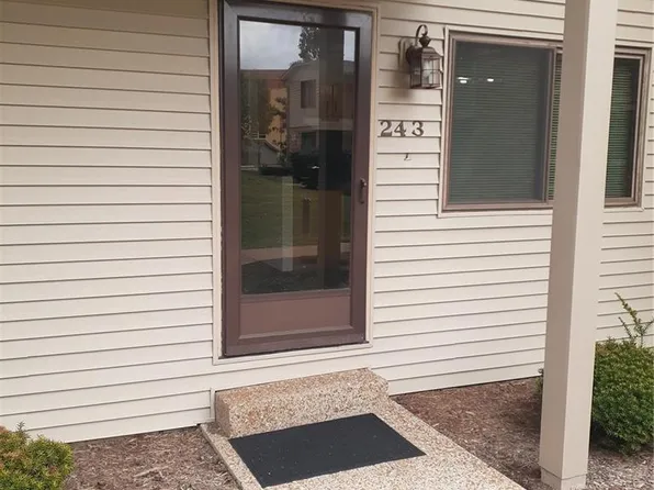 243 Eagle Rdg, O'Fallon, IL 62269