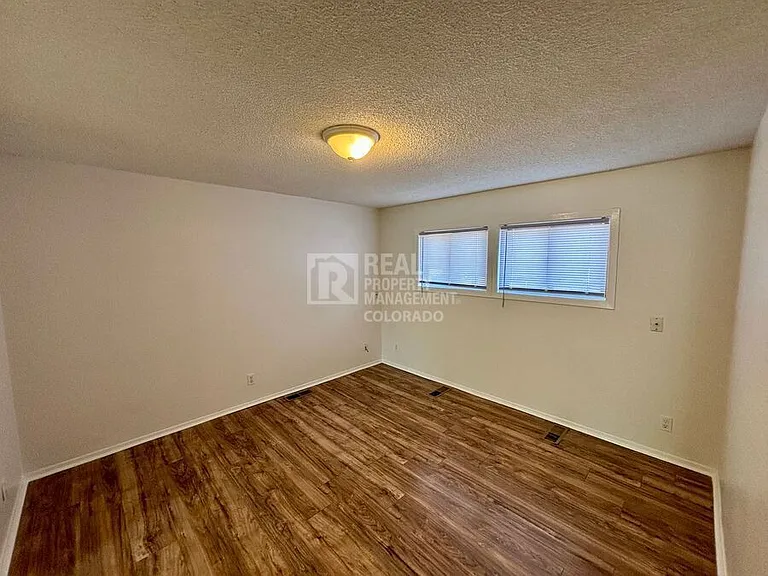 6172 E 64th Pl — Photo 3