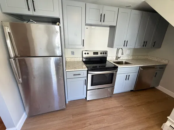 103 Euclid Ave #2, Stamford, CT 06902