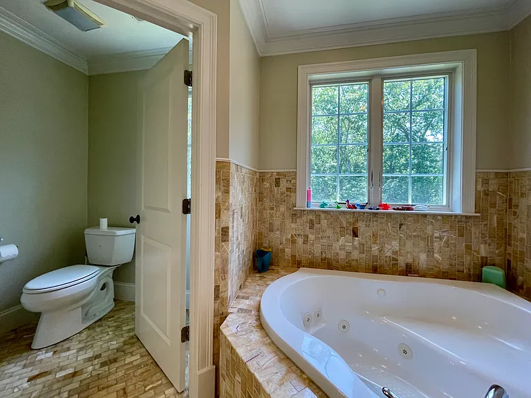 5 Beech Crest Rd — Photo 28