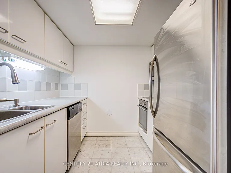 38 Elm St #2715 — Photo 14