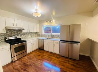 6582 Lucas Ave APT 4, Oakland, CA 94611