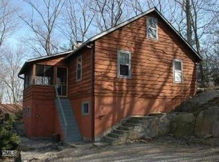 18 Candlewood Rd, New Fairfield, CT 06812