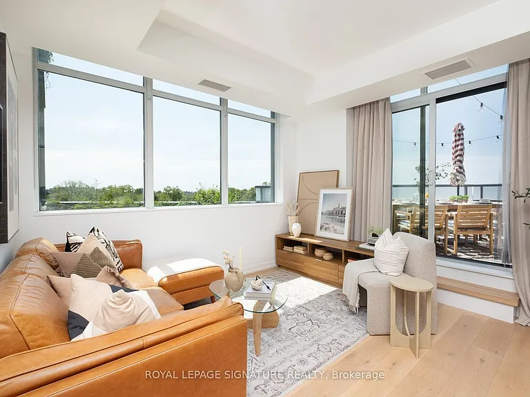 36 Howard Park Ave #610 — Photo 2