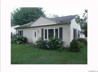 6006 Dundee St, Madison, OH 44057