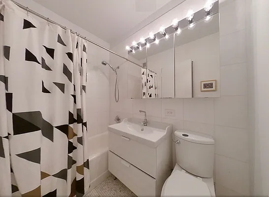 Rented by NY Living Solutions | media 6