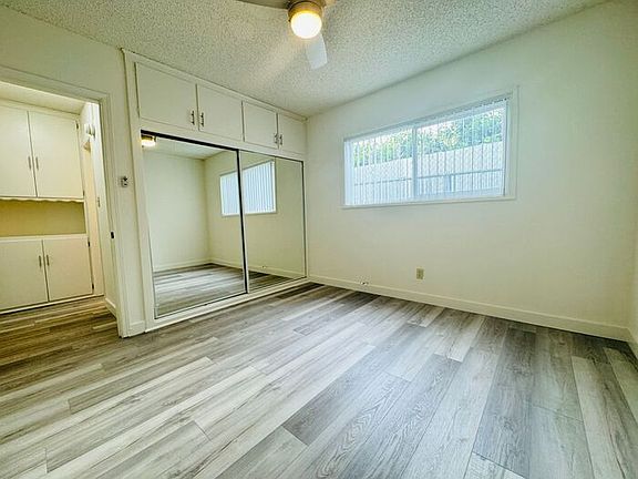 5th image of 1049 N Mariposa Ave APT 6