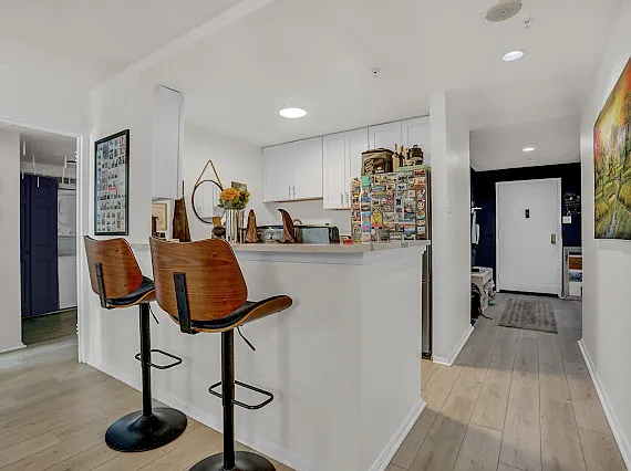28 Allegheny Ave #2512 — Photo 3