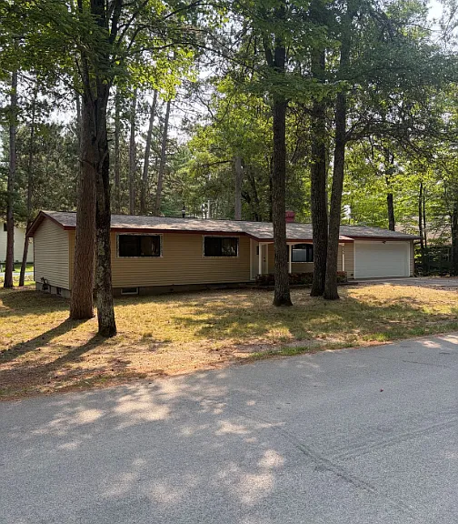 9492 Clawson Dr — Photo 1