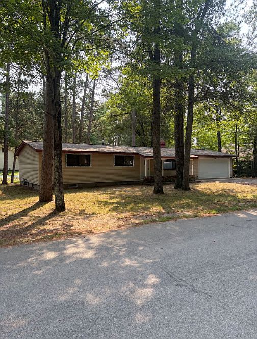 1st image of 9492 Clawson Dr