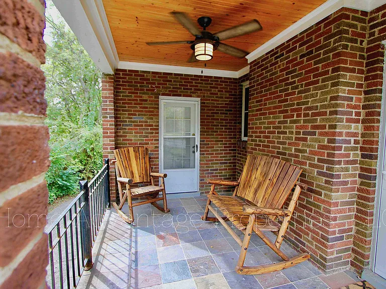 924 Burchwood Ave — Photo 30