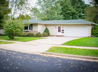 809 S Apple Ave, Marshfield, WI 54449