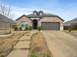525 Redbud Dr, Royse City, TX 75189