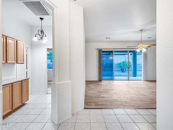 4th image of 11238 Oakwood Dr