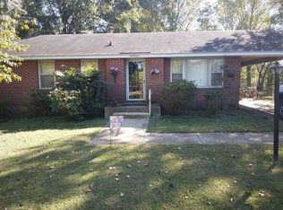 1013 Locust St, Paris, TN 38242