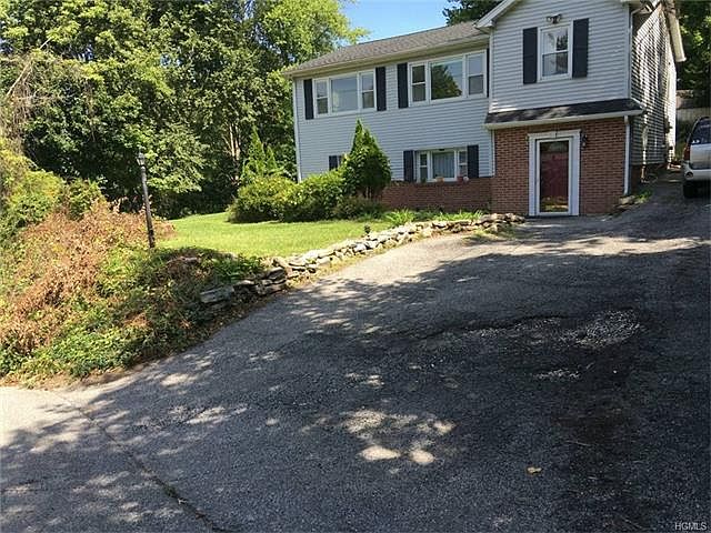 1st image of 112 Montrose Dr