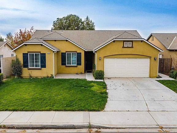 2nd image of 2282 N Heron Dr