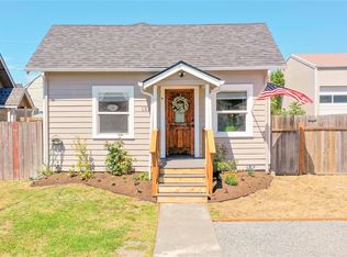 1523 6th St, Marysville, WA