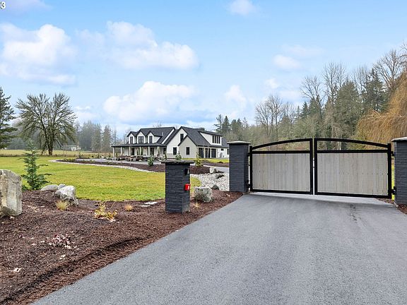 2nd image of 22420 NE 50th Ave
