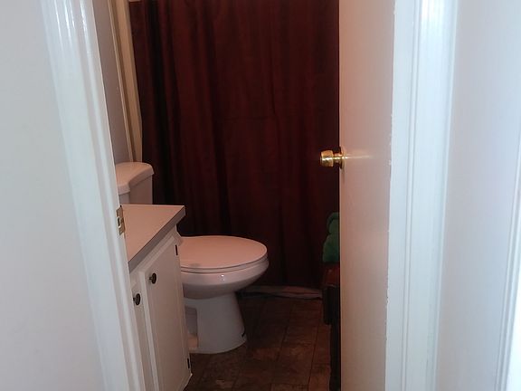 5th image of 2205 La Rosa Ln