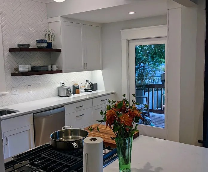 1211 SE 52nd Ave — Photo 6