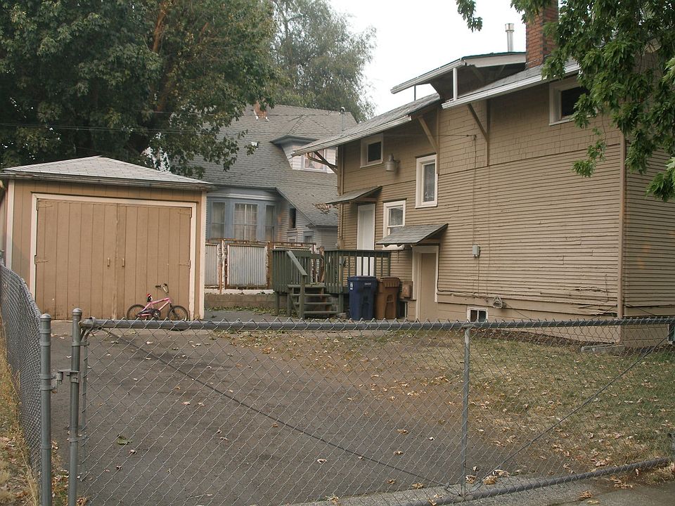 2nd image of 701 W Knox Ave