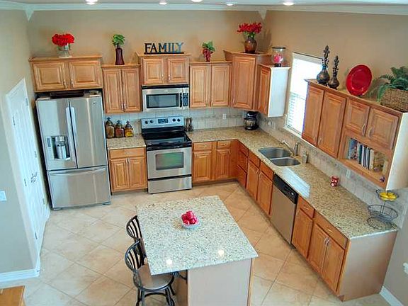 5th image of 11206 Club House Pkwy