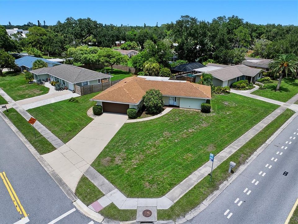 1st image of 2711 GULF GATE DRIVE