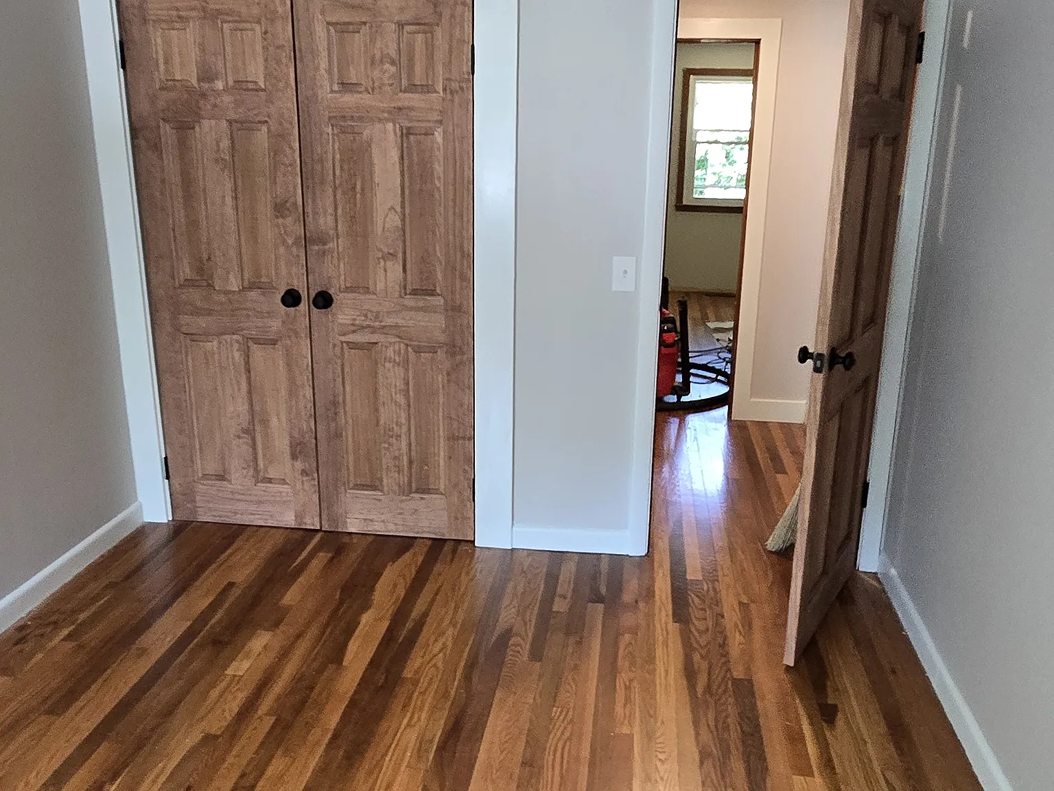 3 bed, 1.5 bath, 1400 sqft, $2,750 — Photo 3