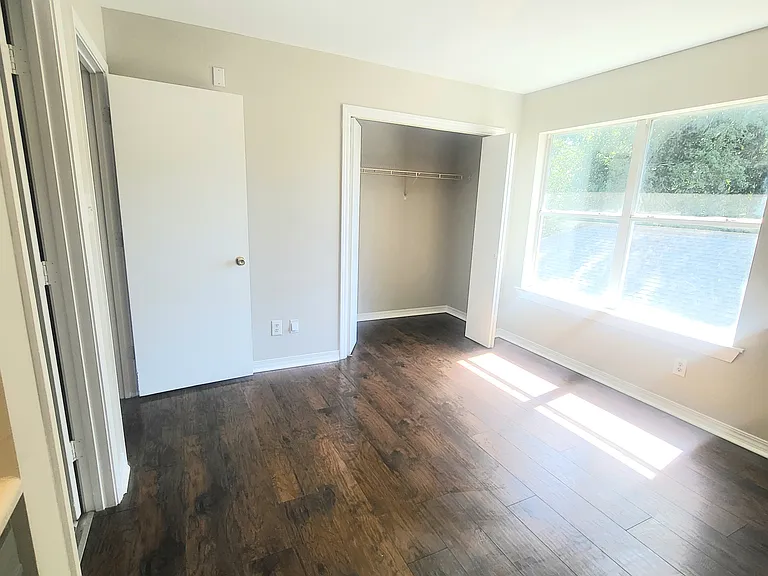 209 E 24th Ave #7 — Photo 19
