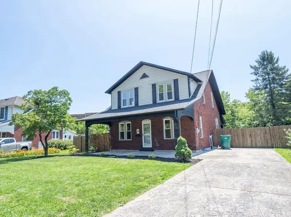 9 Oakwood Cir, Camp Hill, PA 17011
