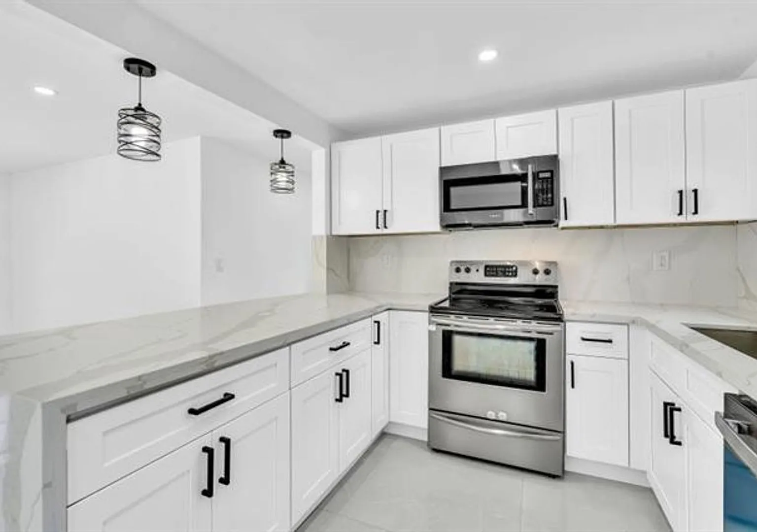 4156 SW 49th Ct # 4156 Dania Beach, FL 33314 — Photo 1