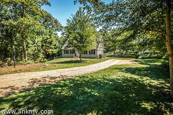1st image of 9 Huckleberry Hill Ln