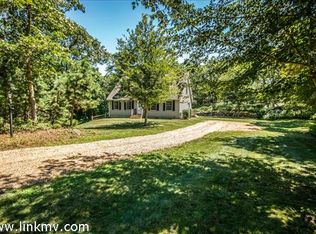 9 Huckleberry Hill Ln, Edgartown, MA 02539