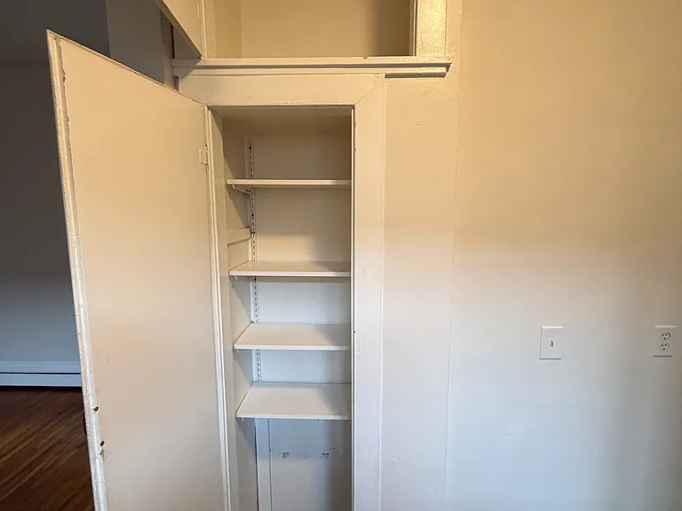 153 Allen St — Photo 27