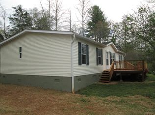 198 Fairlane Dr, Franklin, NC 28734