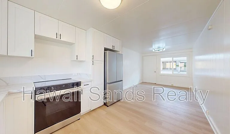 2128 Gertz Ln #C — Photo 4