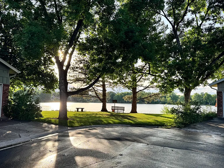 Regatta Ln — Photo 28