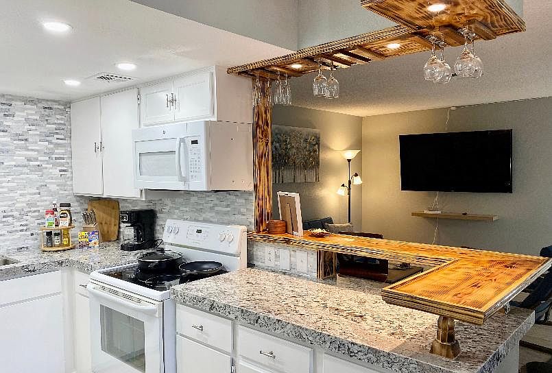 1st image of 4922 Newport Cove Dr APT B