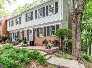 5640 Kirkham Ct, Springfield, VA 22151