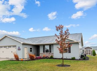 1456 Mera Ln, Kaukauna, WI 54130