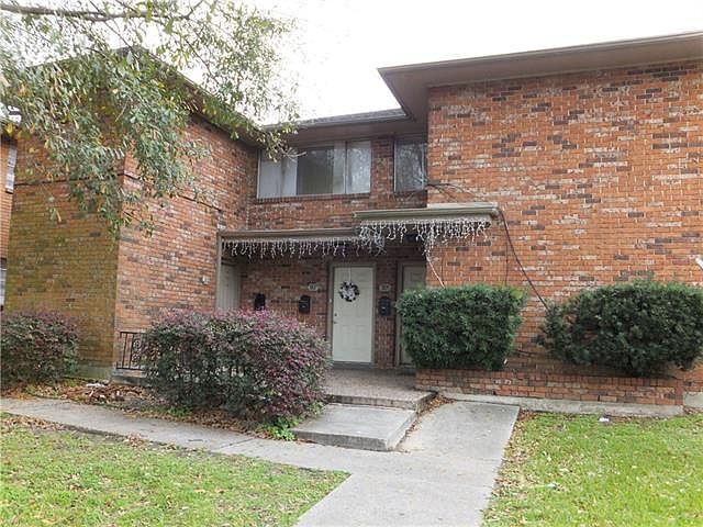 1st image of 3105 1/2 Lake Villa Dr