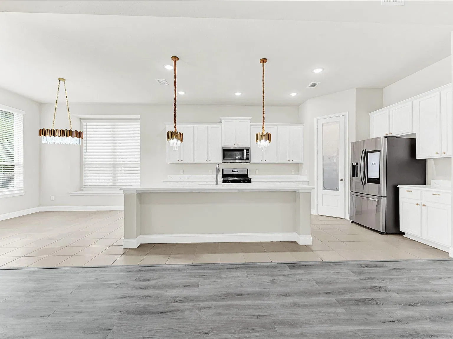 5 bed, 3255 sqft, $3,250 — Photo 4