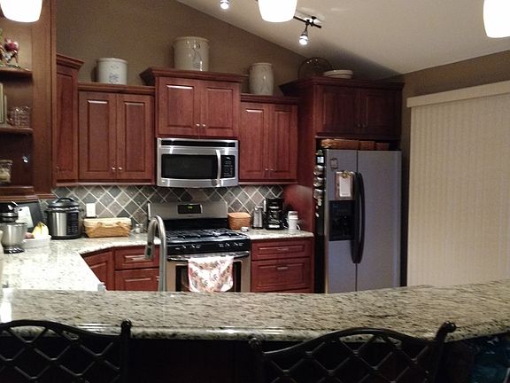 3rd image of 728 W 17th Street Ct