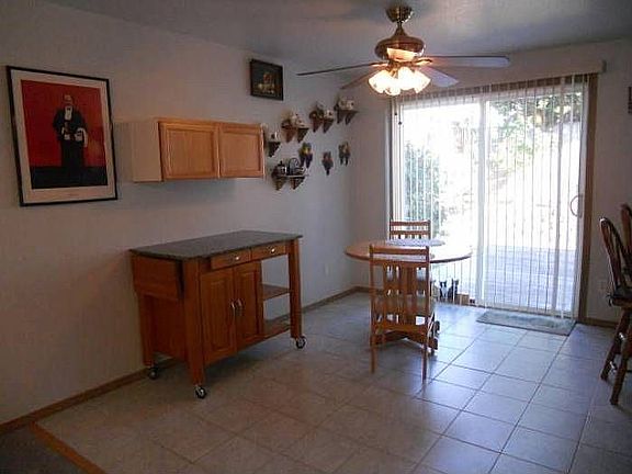 Breakfast Nook Area
