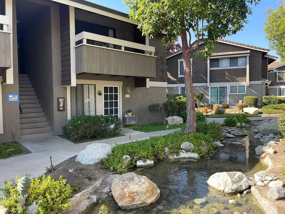 54 Streamwood