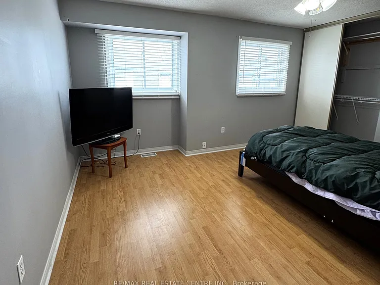 589 Beechwood Dr #49 — Photo 8