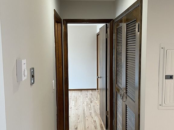 Hallway [Actual unit may vary]